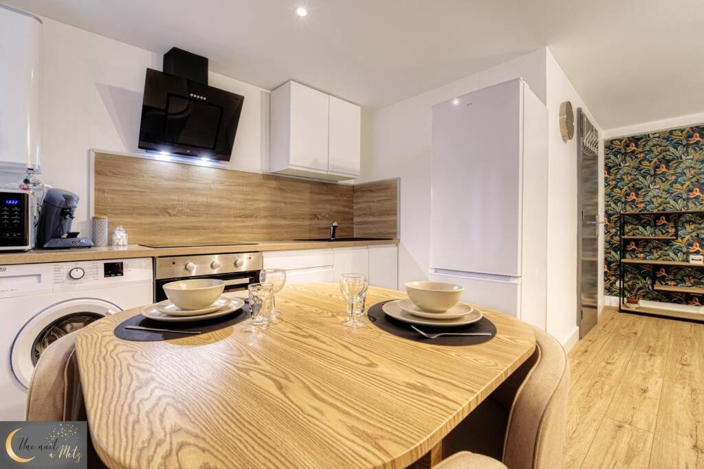 Charmant Studio Au Coeur De Мец Экстерьер фото