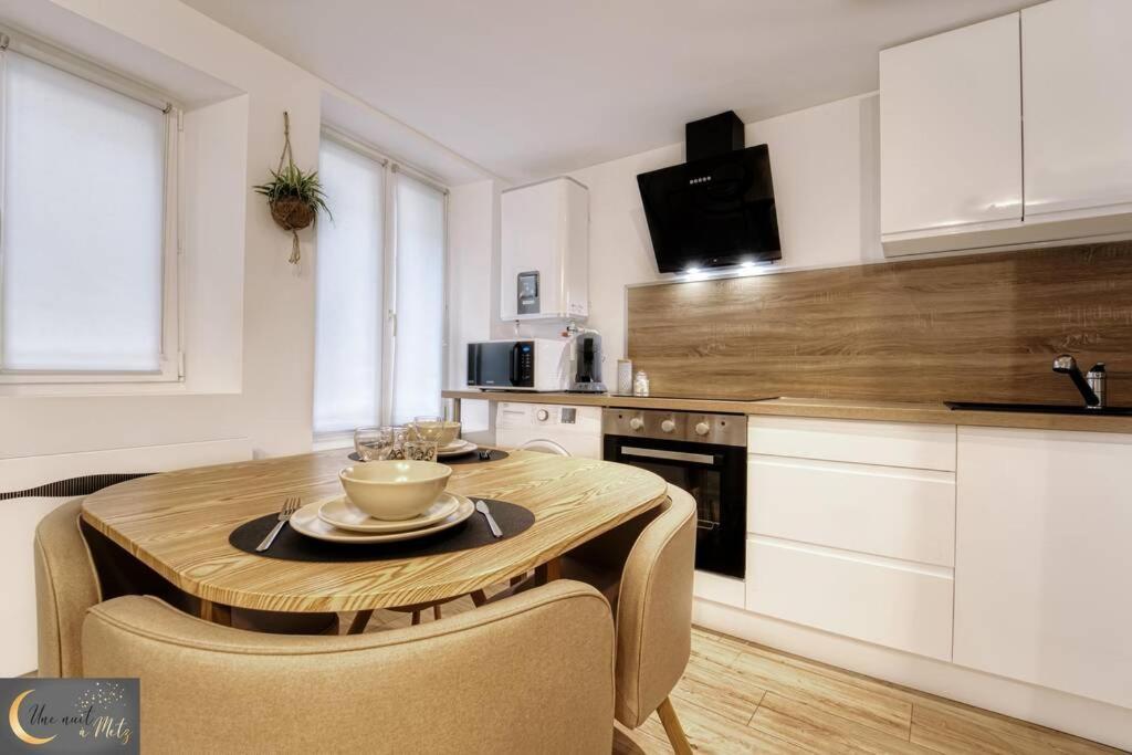 Charmant Studio Au Coeur De Мец Экстерьер фото